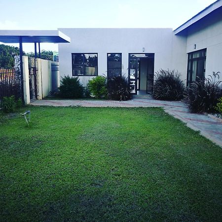 Tsumeb Guesthouse Kamho Eksteriør billede