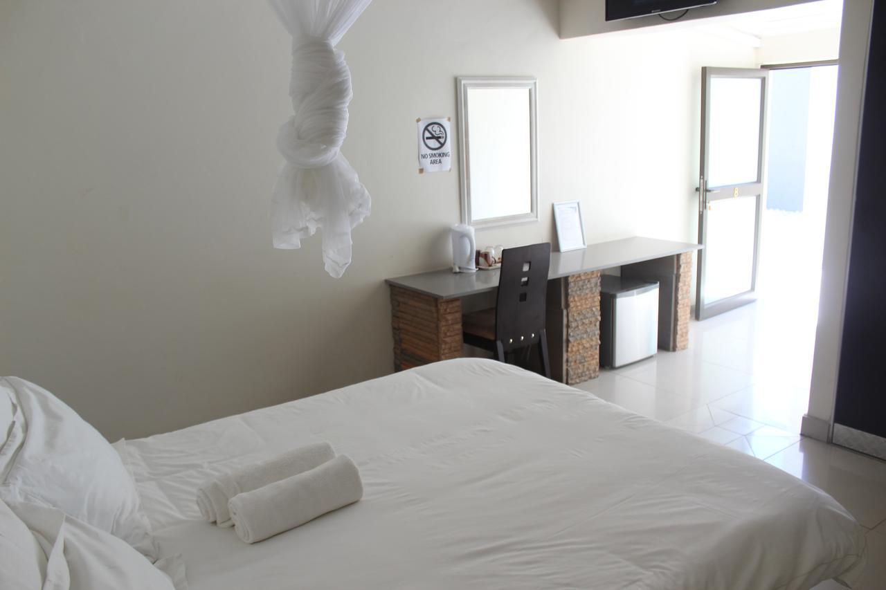 Tsumeb Guesthouse Kamho Eksteriør billede