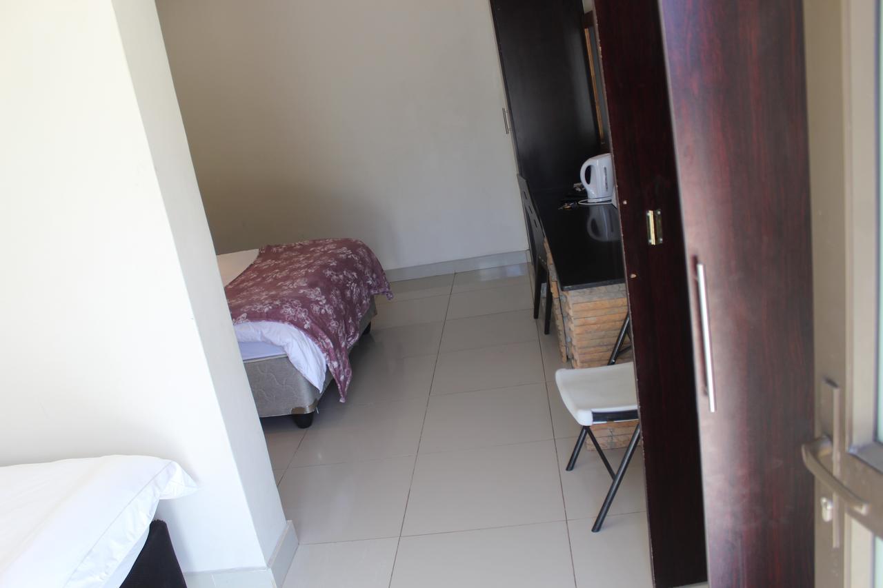 Tsumeb Guesthouse Kamho Eksteriør billede