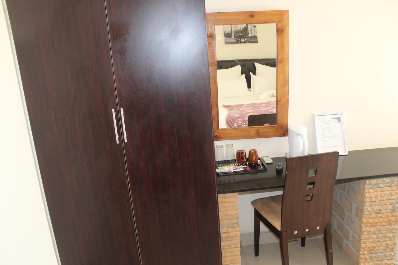 Tsumeb Guesthouse Kamho Eksteriør billede